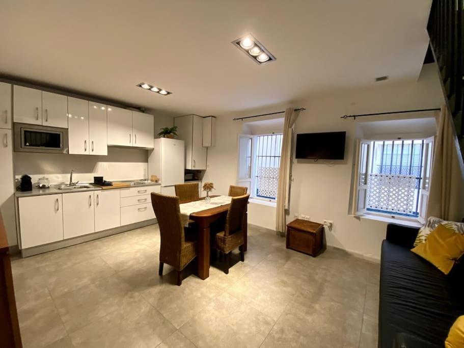 Moderno Duplex En La Tacita De Plata Apartman Cádiz Kültér fotó